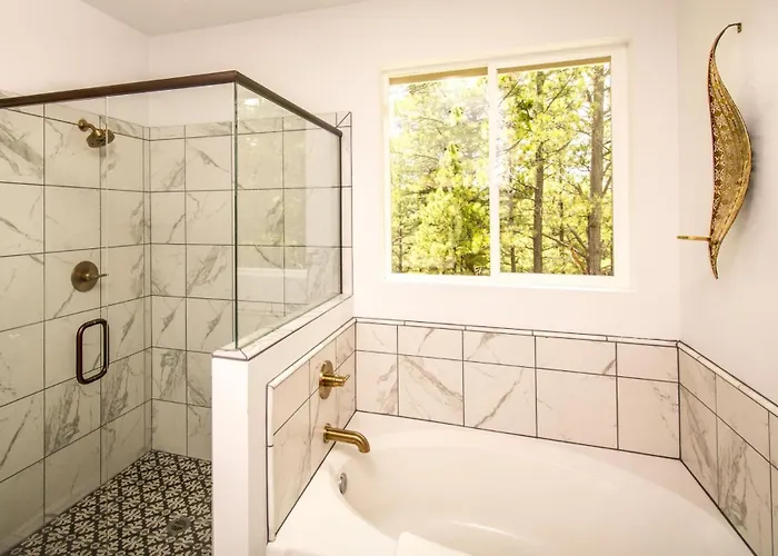 Villa Hannah Lane Haven Forest Views Great Location Family-friendly *